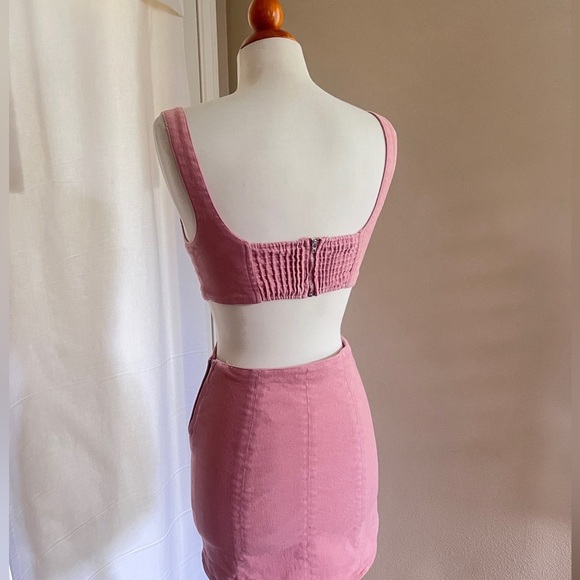 CJ CRUZ Mauve Dress With Cutouts - Picture 3 of 4